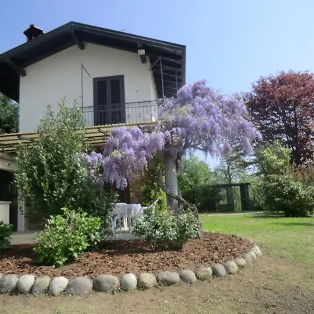 Casale Cadeloro 펜션 Nebbiuno
